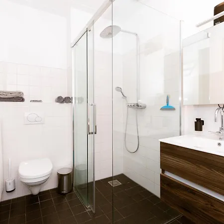 Apartament Centrally Located Modern